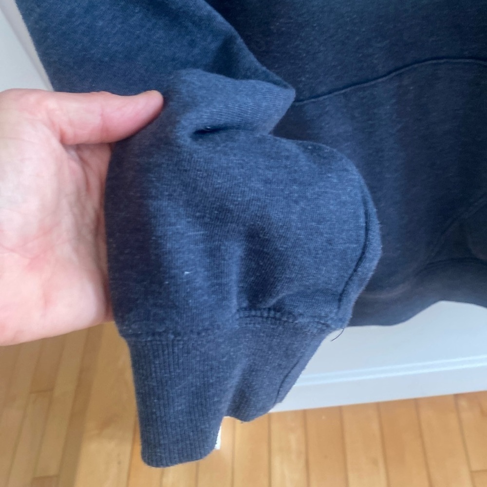 Volcom Dark Blue Hoodie with Logo size - Picture 6 of 10